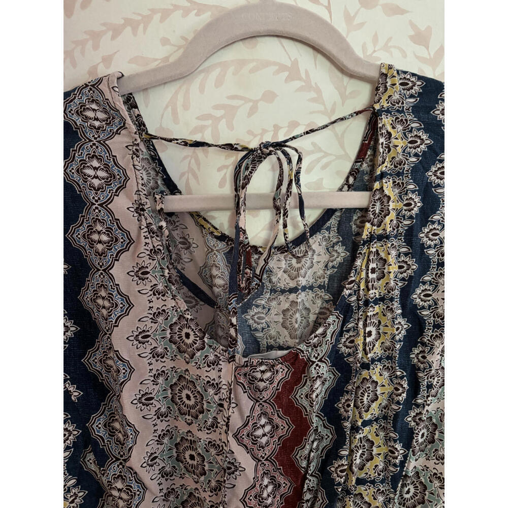 FALL CLEARANCE BCBG Generation Trendy Patterned Romper S - Picture 7 of 8